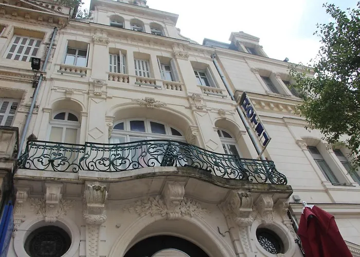 Photo de Hotel Au Chapon Fin Poitiers